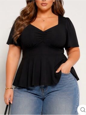 NWOT Curvy Sense Black Elara Ruched Peplum Top